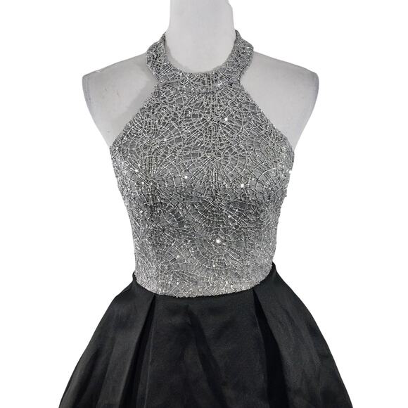 B. DARLIN! LUXE BLACK SATIN & SILVER SEQUINNED HALTER TIE BODICE DRESS! SZ 5/6 - Picture 3 of 11